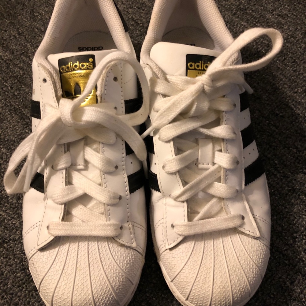 ADIDAS Original Superstars